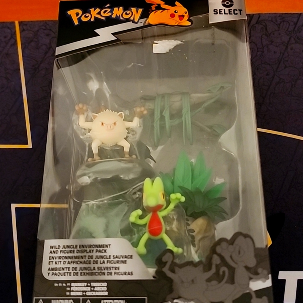 Pokemon Mankey & Treecko Figures